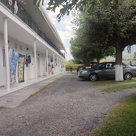 Michalos Apartments Paralía Skotínis Екстериор снимка
