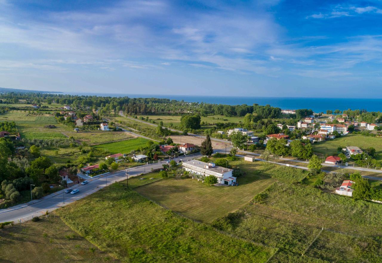 Michalos Apartments Paralía Skotínis Екстериор снимка